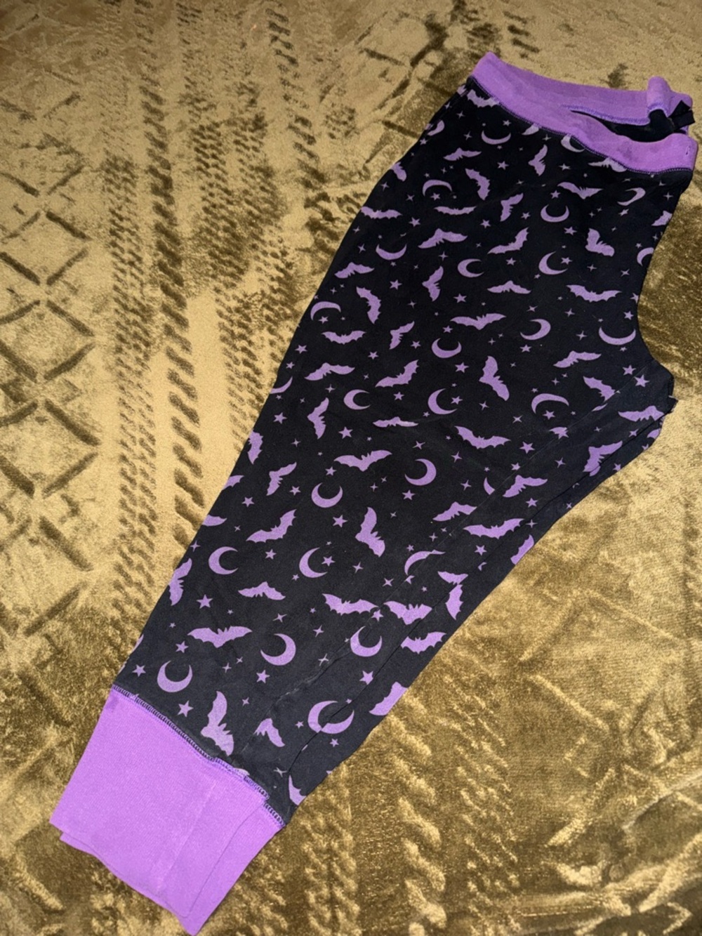 Purple Moon & Bat Print torrid sleep leggings